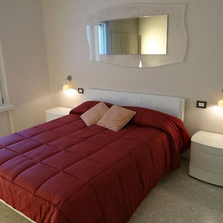 Theater Verona Luxury Apartment Phòng bức ảnh